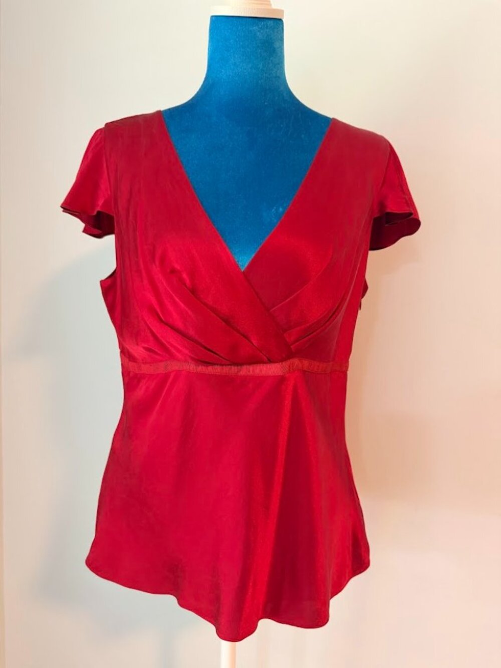 Ann Taylor LOFT Red Silk Charmeuse Blouse Wrap Front Flutter Sleeve 10
